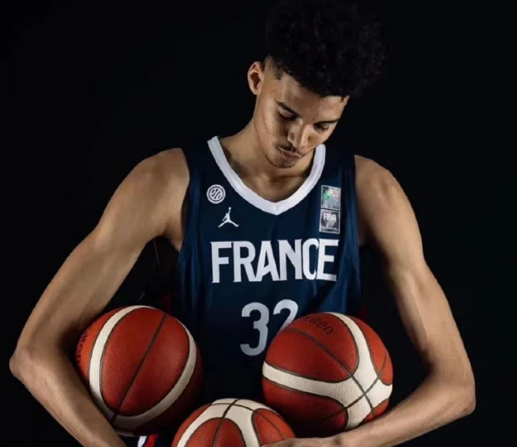 La superstar de la NBA refuse de participer à la Coupe du monde de basketball masculin